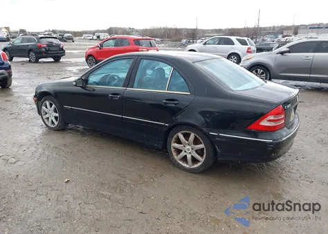 2003 Mercedes-Benz C 320 Sport from USA, damaged, VIN WDBRF84J13F428781